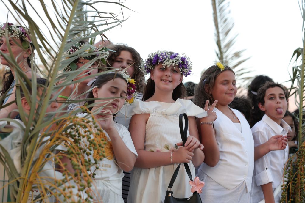 ������ 2025